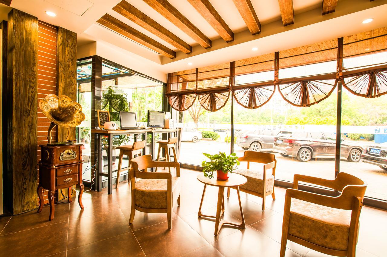 Nostalgia Hotel Near Tianjin Polar Ocean Word- Tianjin Fonte Joy World, 10 Minutes Drive Away From Tianjin Tanggu High-Speed Railway Station, Free Ice-Cream, Mineral Water, Snacks And Laundry Service, English Communication Well Exterior photo